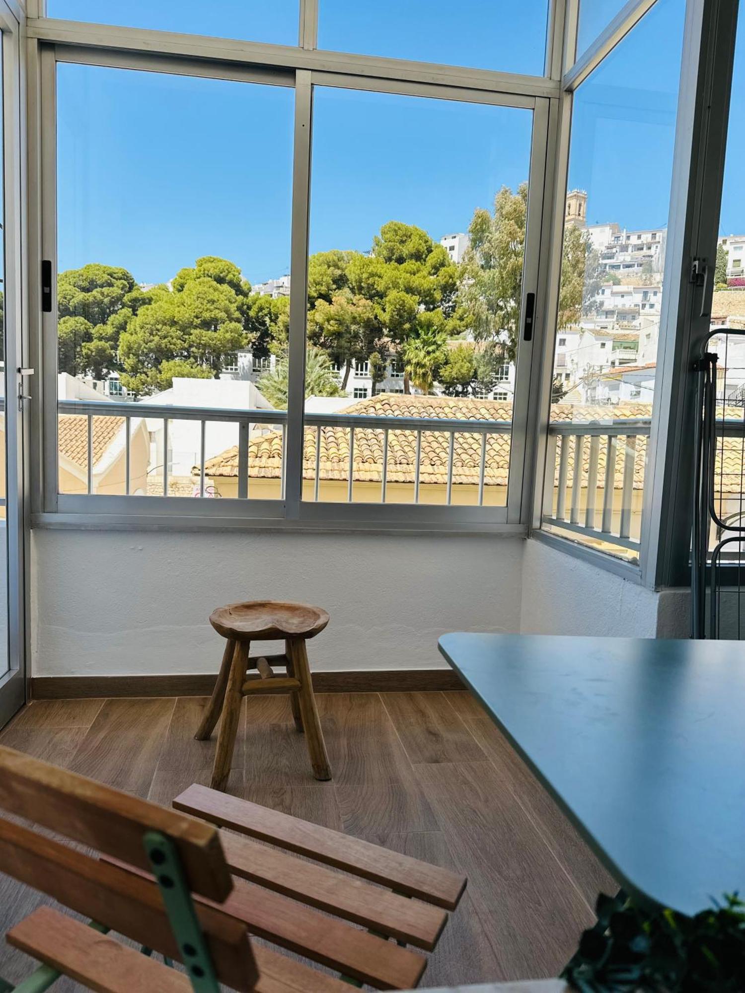 Precioso Apartamento De 3 Dormitorios Con Acceso Directo A La Playa Алтеа Екстер'єр фото