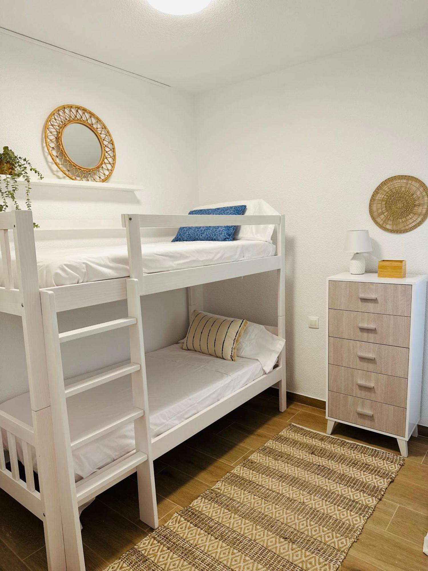 Precioso Apartamento De 3 Dormitorios Con Acceso Directo A La Playa Алтеа Екстер'єр фото