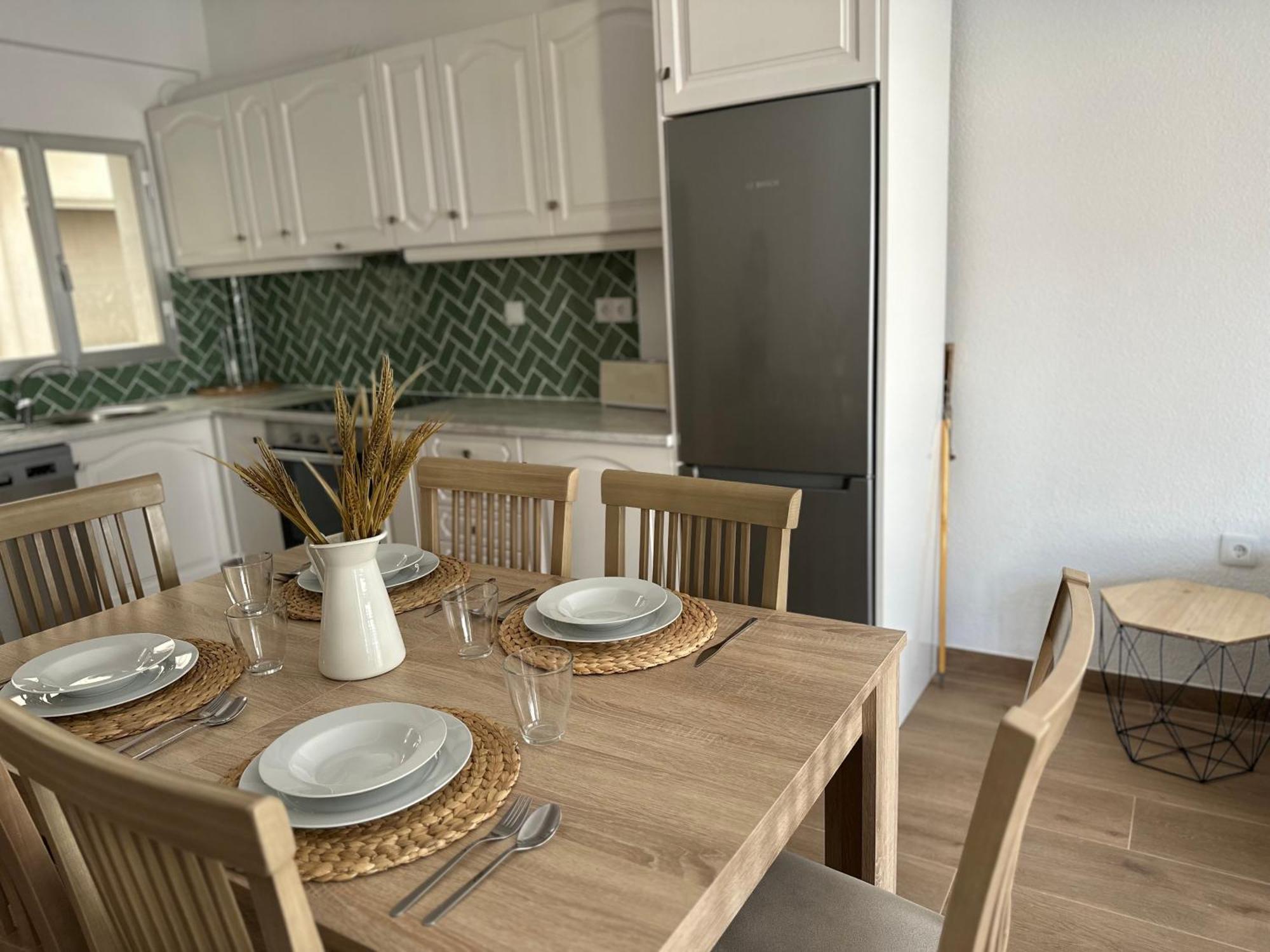 Precioso Apartamento De 3 Dormitorios Con Acceso Directo A La Playa Алтеа Екстер'єр фото